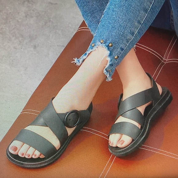 NWOT - PVC Rubber Women’s Casual Summer Sandals - Sz 37 - Picture 1 of 14